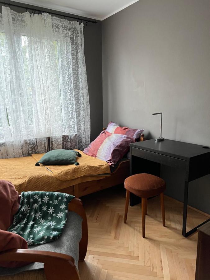 U Cioci Lutki Urocze Mieszkanie Z Balkonem Apartment Krakow