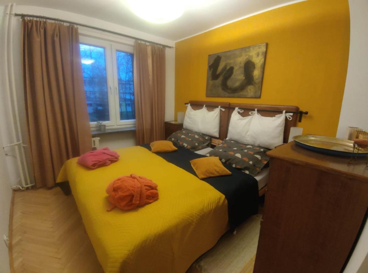 Apartment U Cioci Lutki Urocze Mieszkanie Z Balkonem Krakow